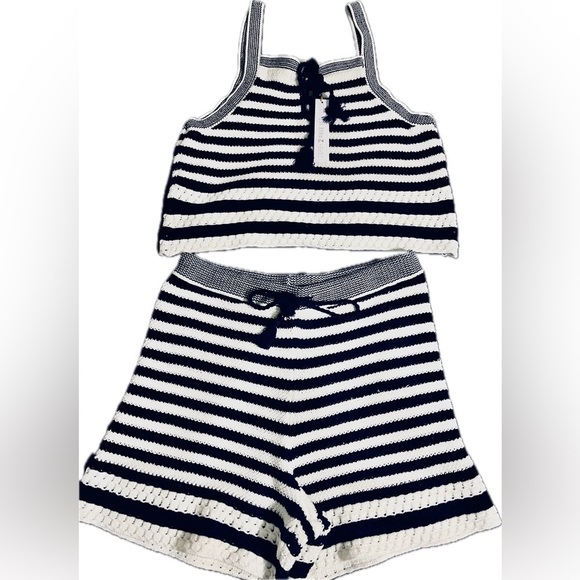 House of Harlow 1960 open knit navy sweater short set. Monrow design. - Picture 2 of 9